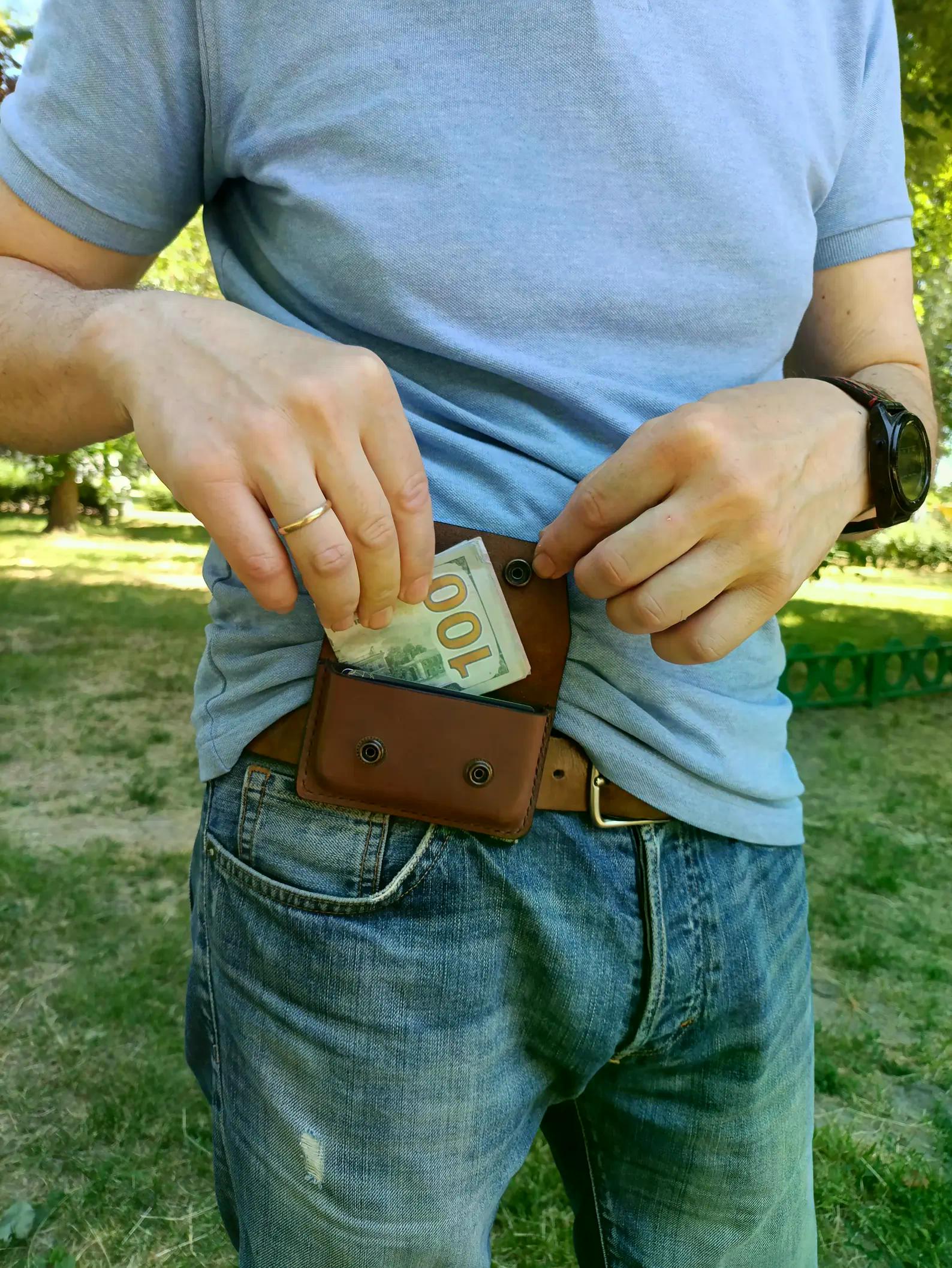 Horizontal Leather Belt Pouch